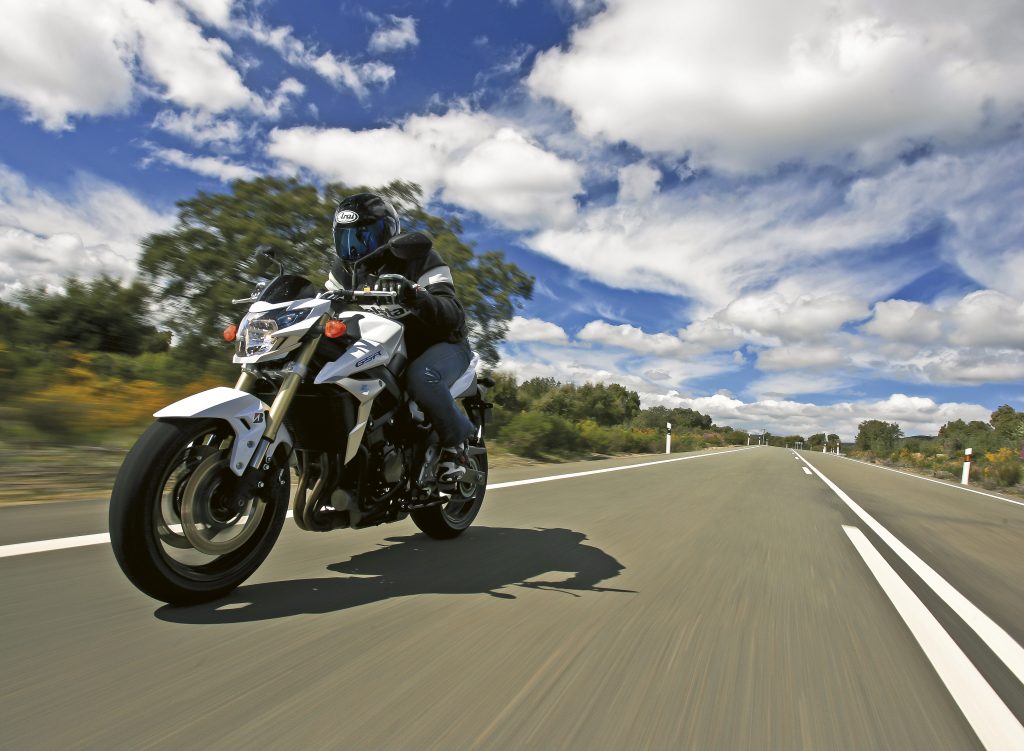 Suzuki GSR750