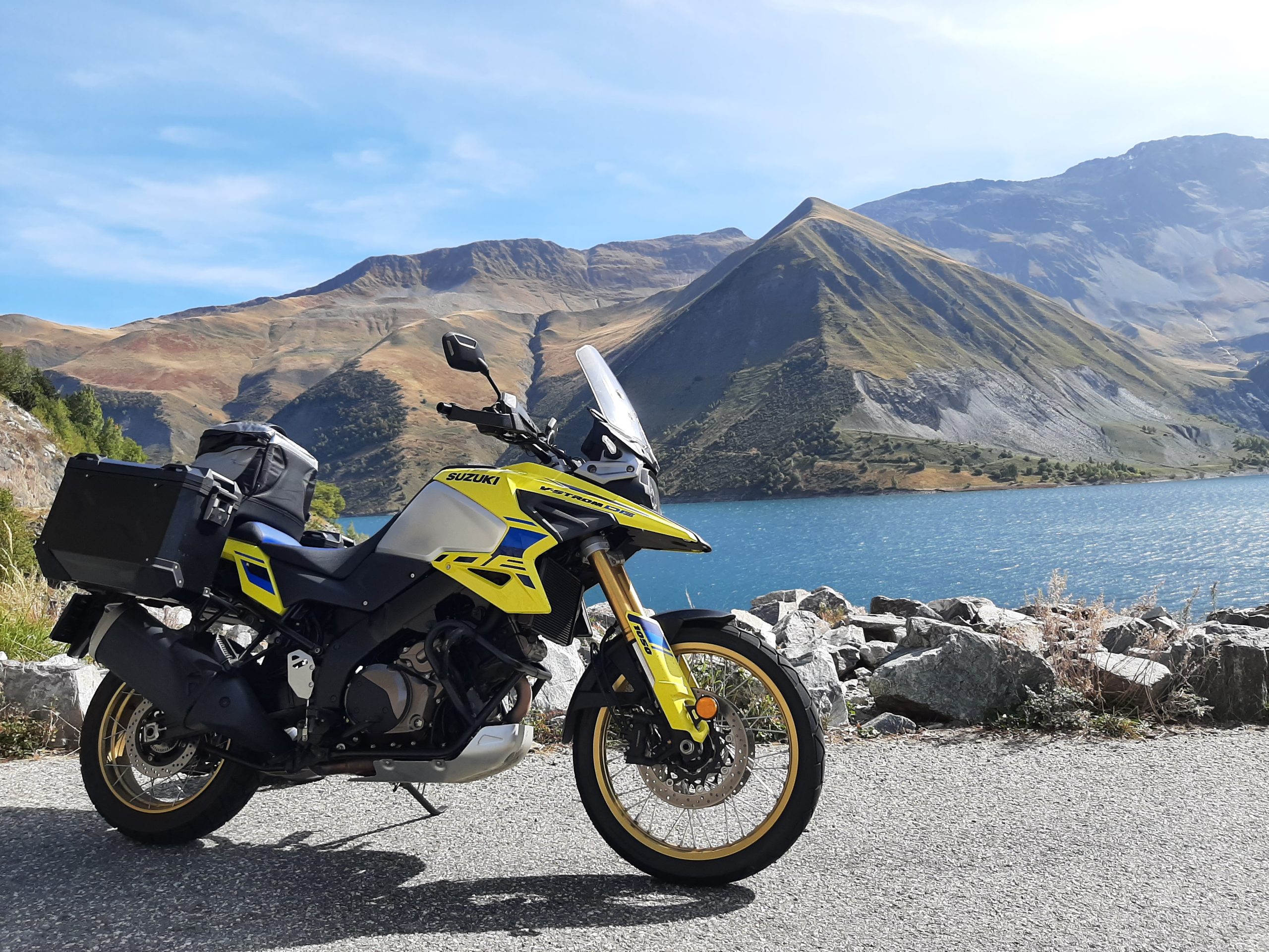 Suzuki V-Strom 1050DE Alpen