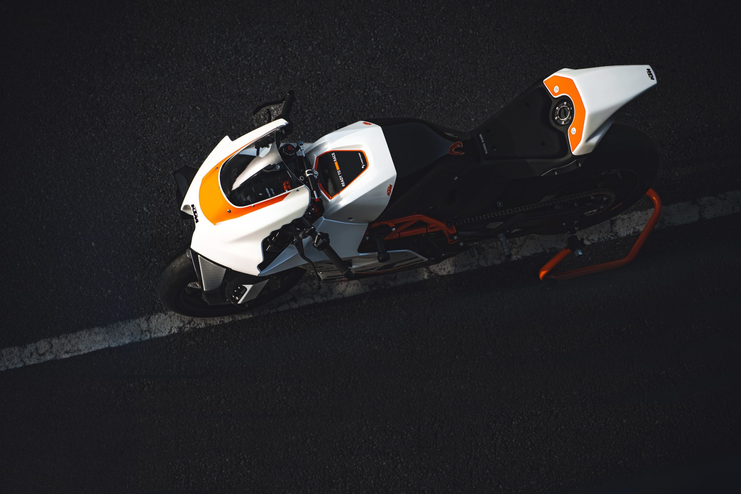 KTM RC 8C