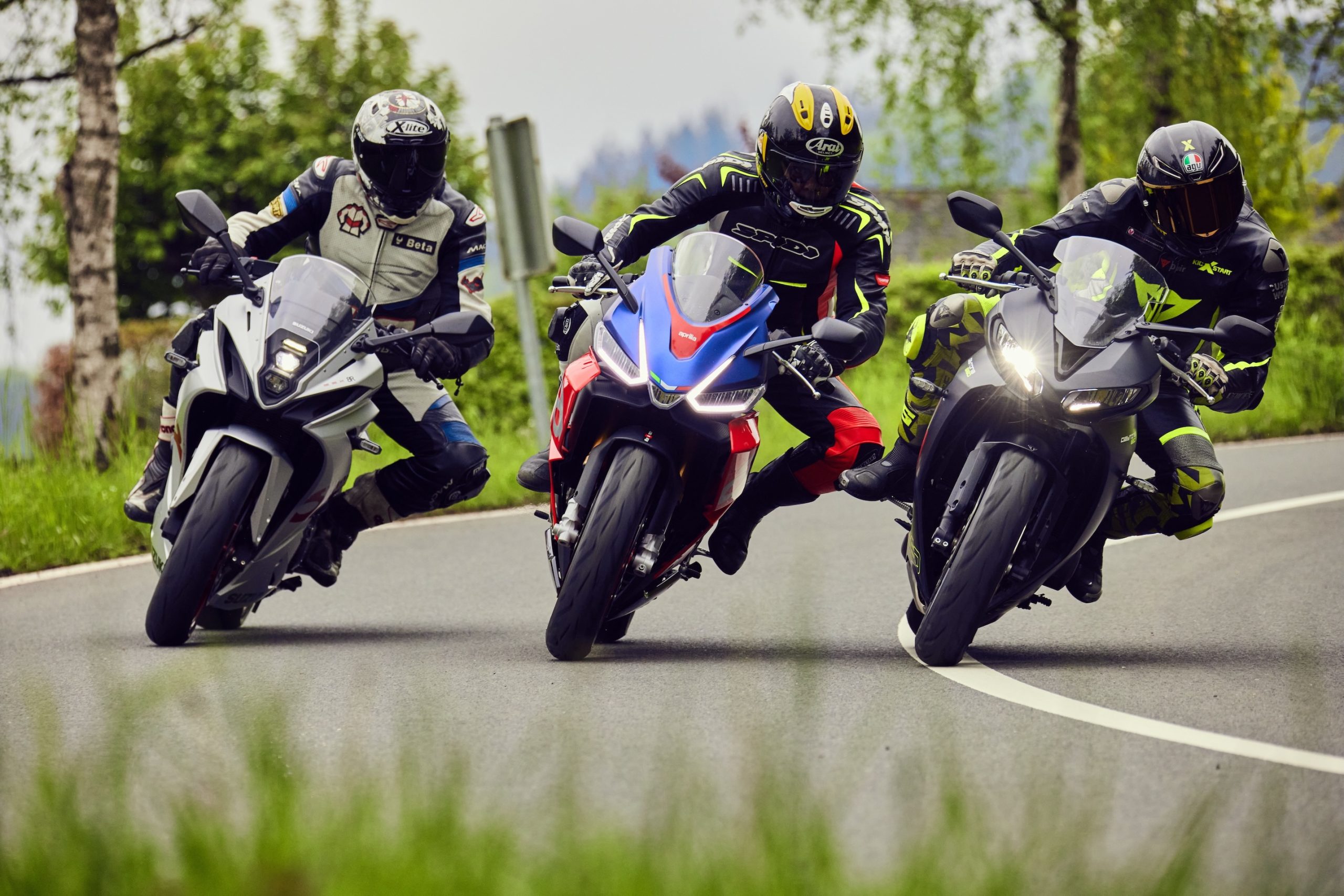 Suzuki GSX-8R Aprilia RS 660 Triumph Daytona 660