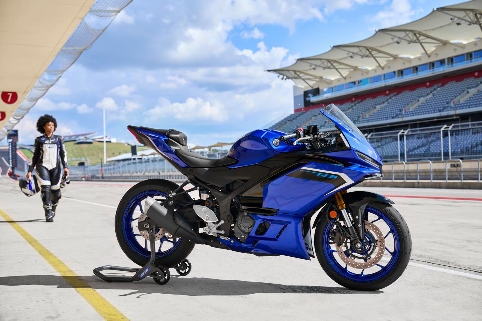 Yamaha R3