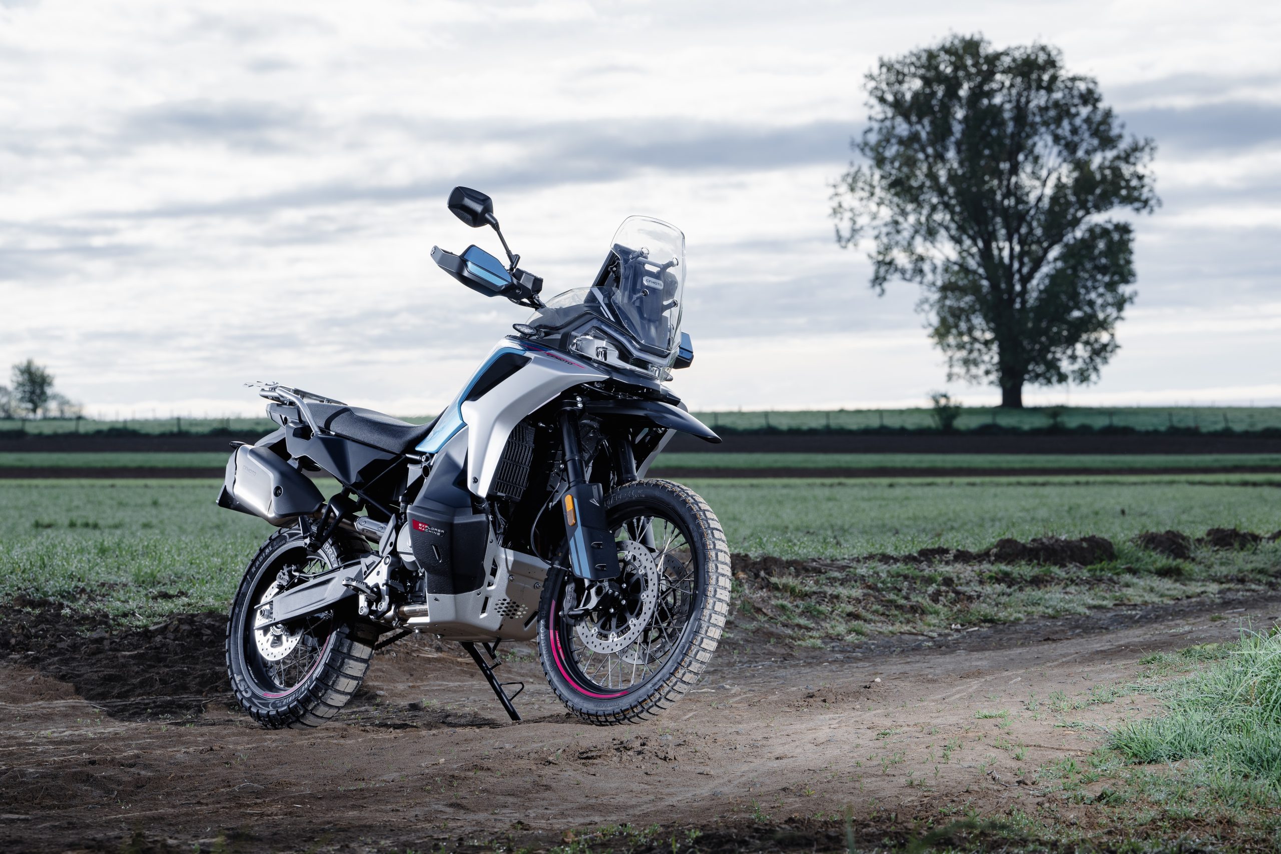 CFMoto 800MT-X