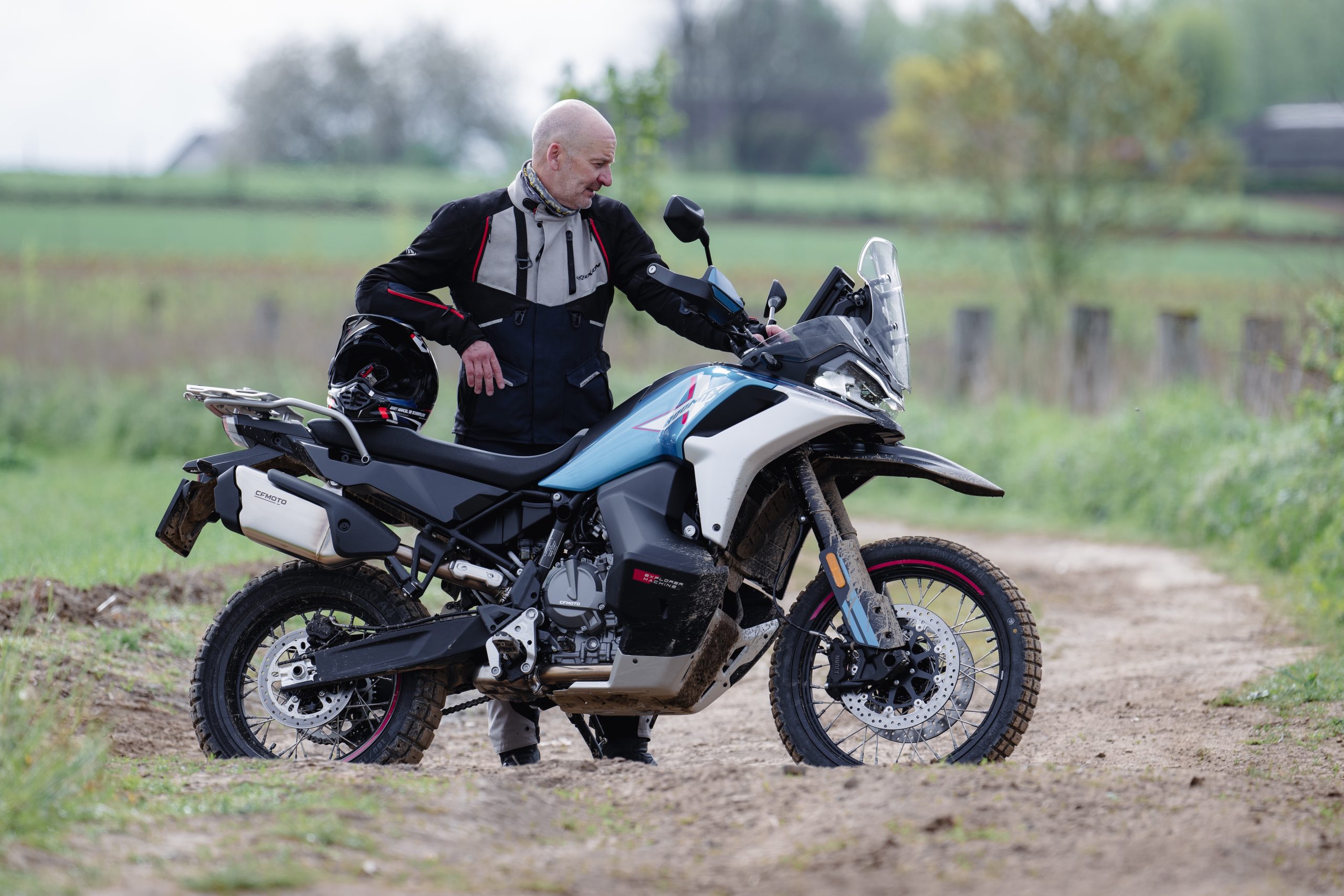 CFMoto 800MT-X