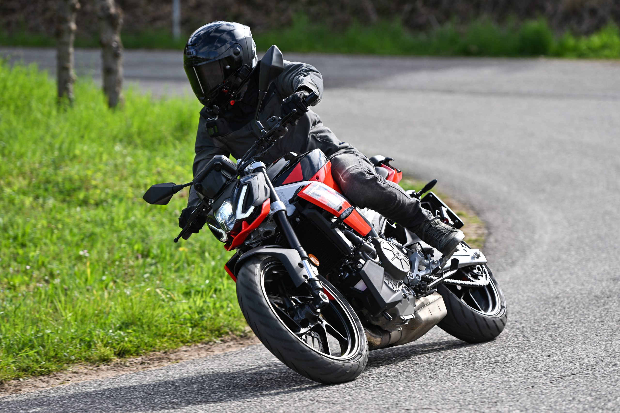 Aprilia Tuono 457
