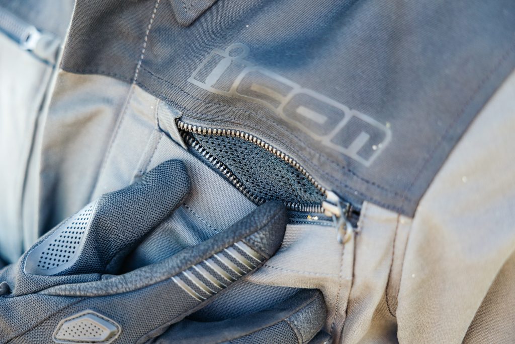Producttest: ICON Upstate Canvas - Motorrijder