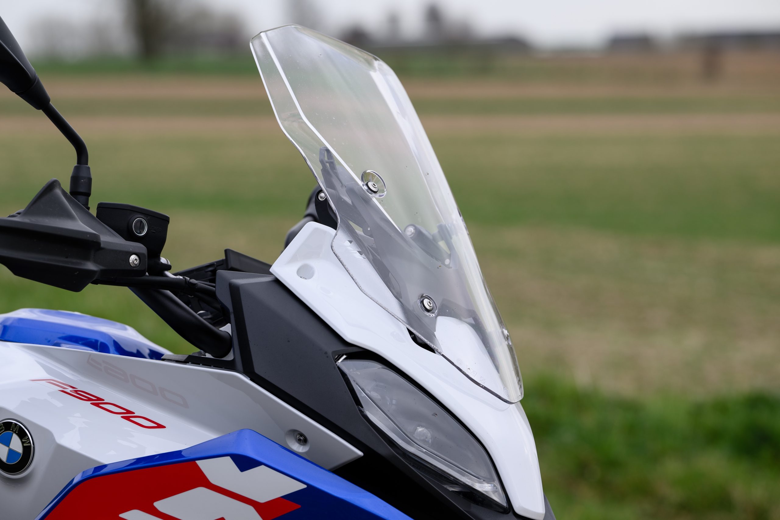 BMW F 900 XR