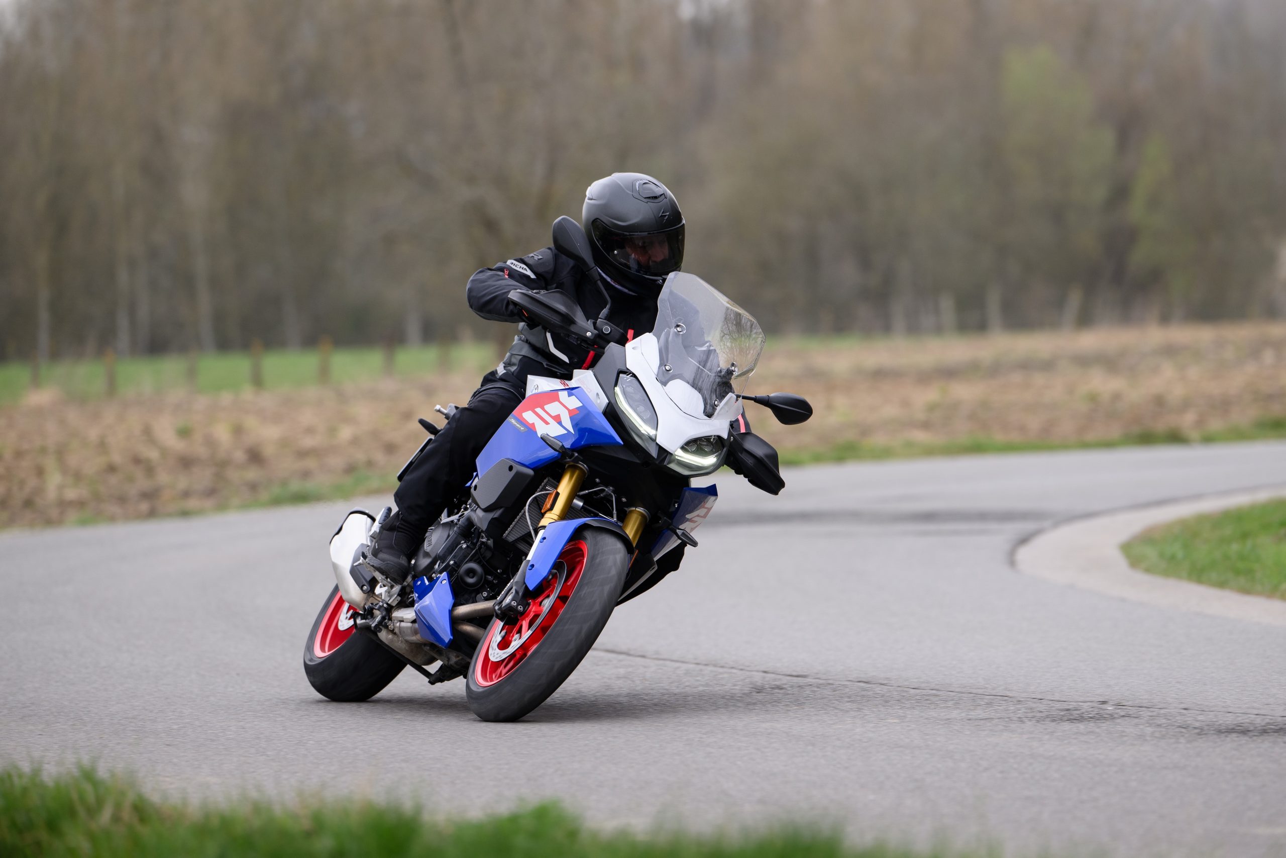 BMW F 900 XR