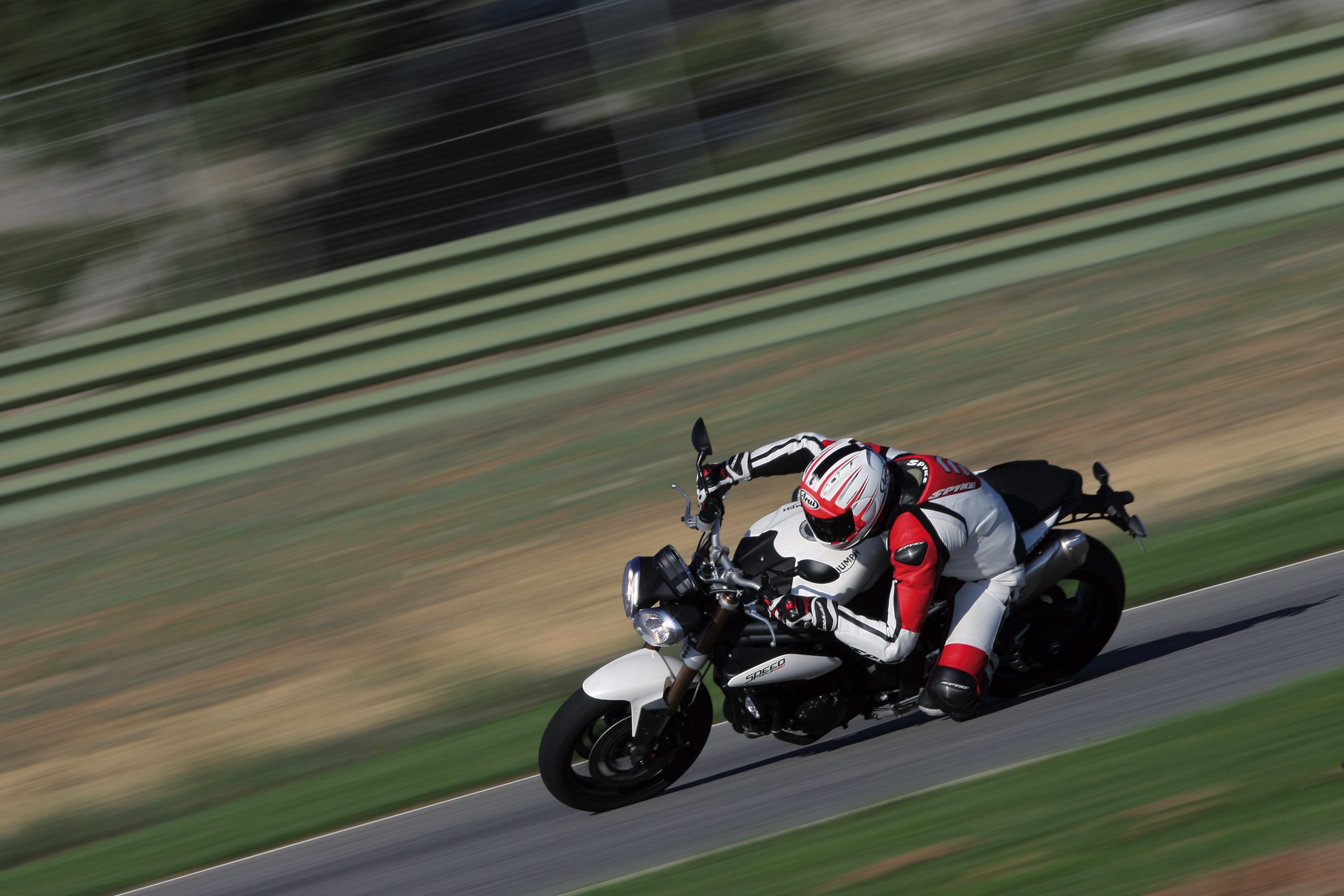 Triumph Speed Triple 1050