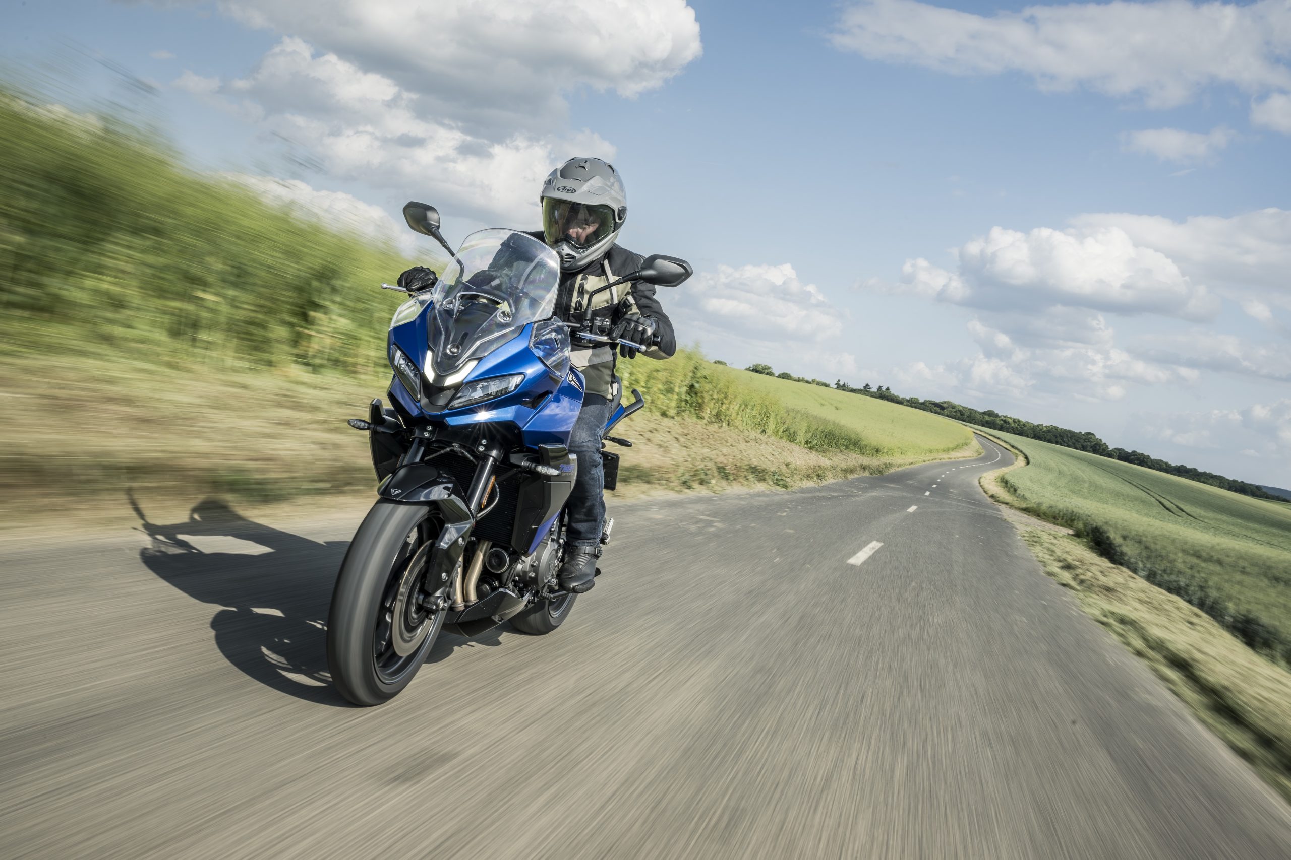 BMW F 900 XR Ducati Multistrada V2 Triumph Tiger Sport 800 Yamaha Tracer 9
