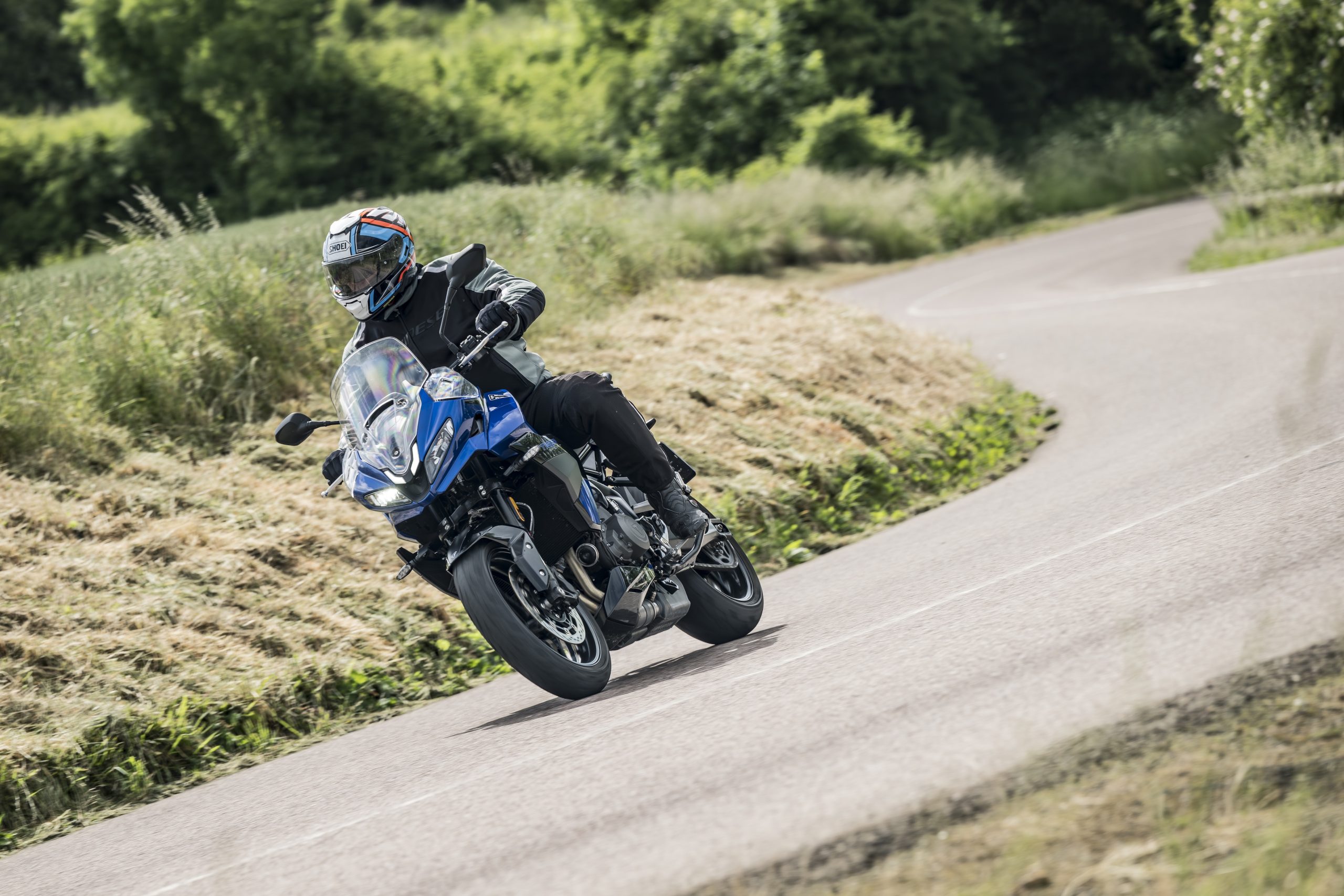 BMW F 900 XR Ducati Multistrada V2 Triumph Tiger Sport 800 Yamaha Tracer 9