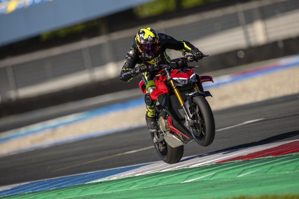 Ducati Streetfighter V4 S