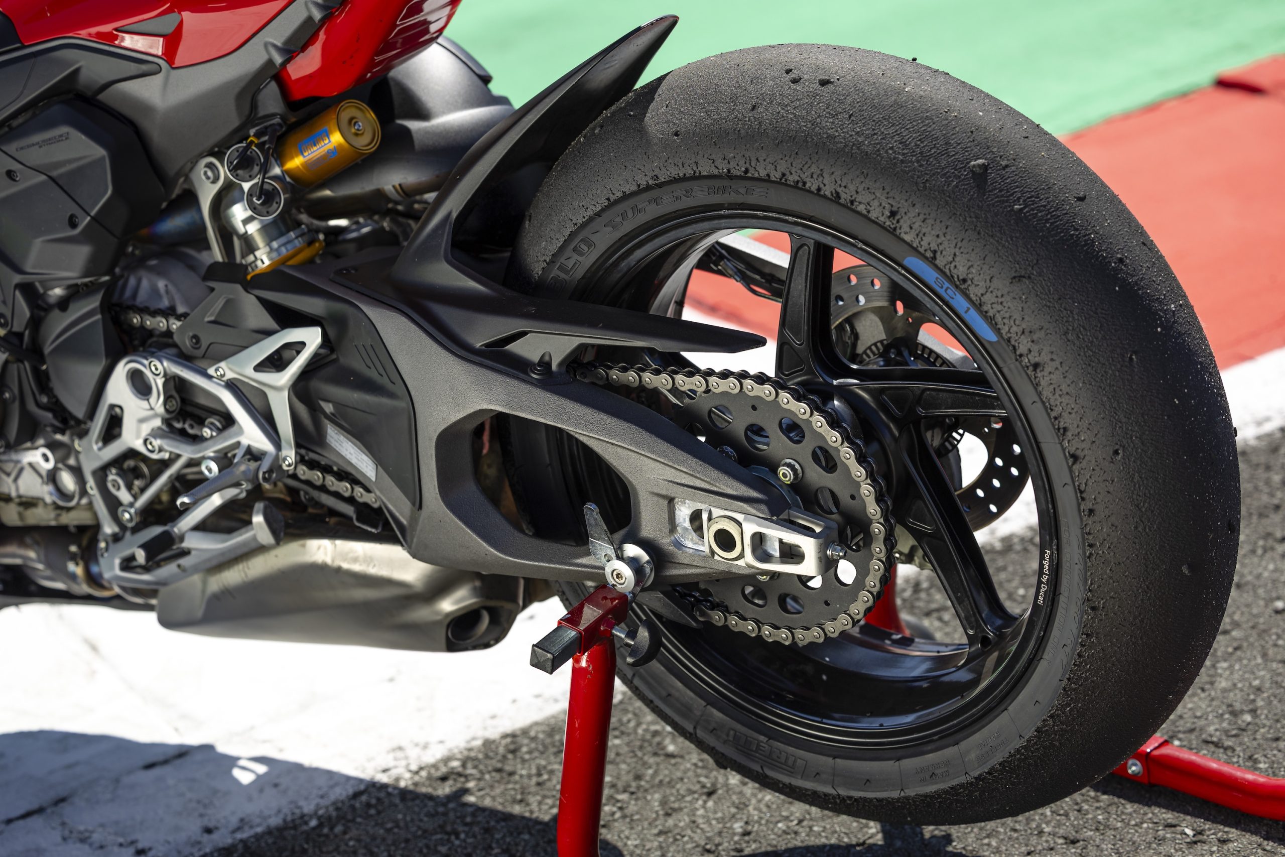 Ducati Streetfighter V4 S