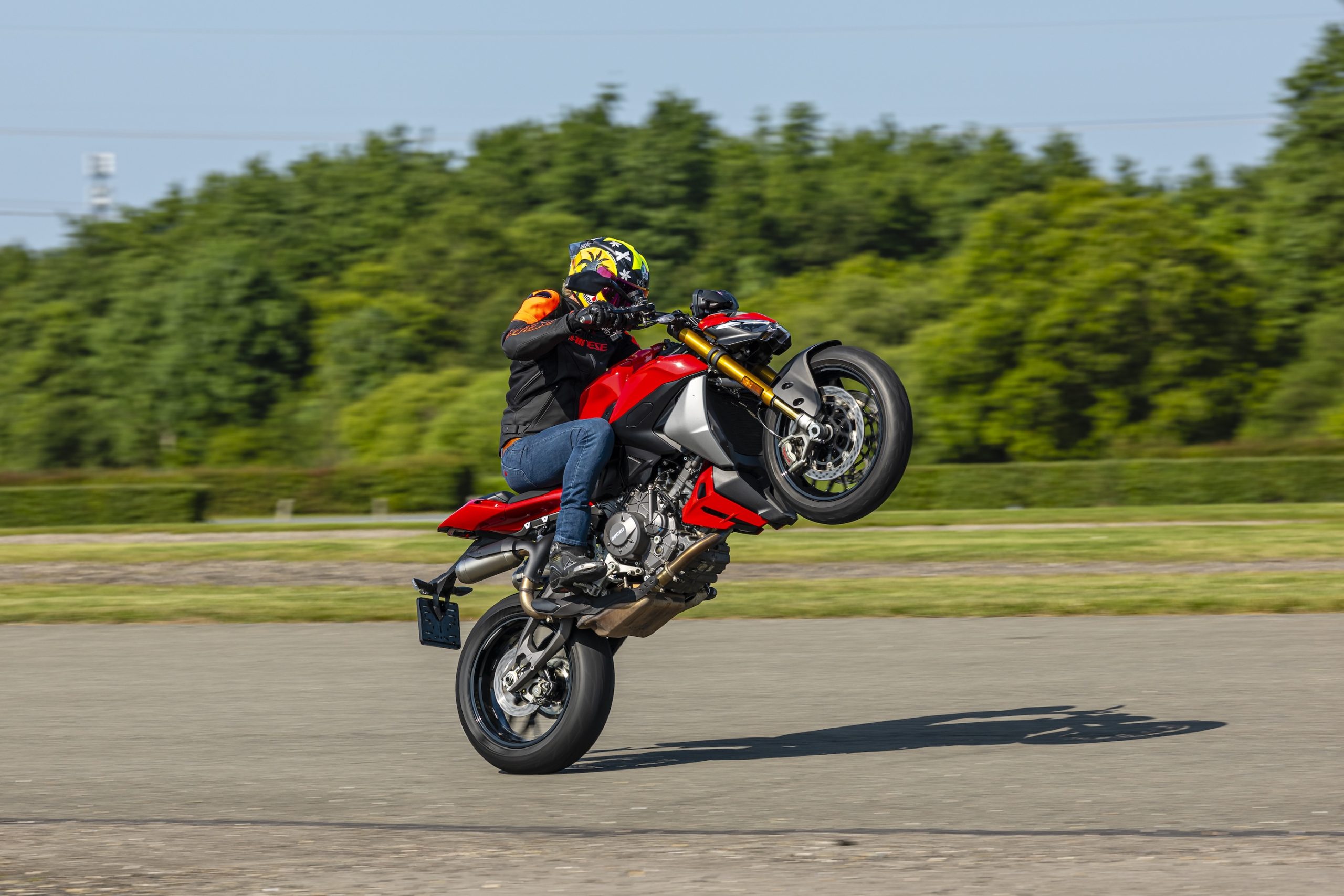 Ducati Streetfighter V2 S