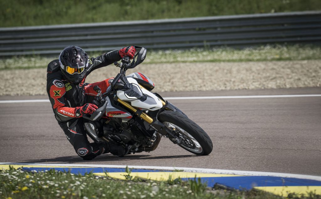 Ducati Hypermotard V2 SP