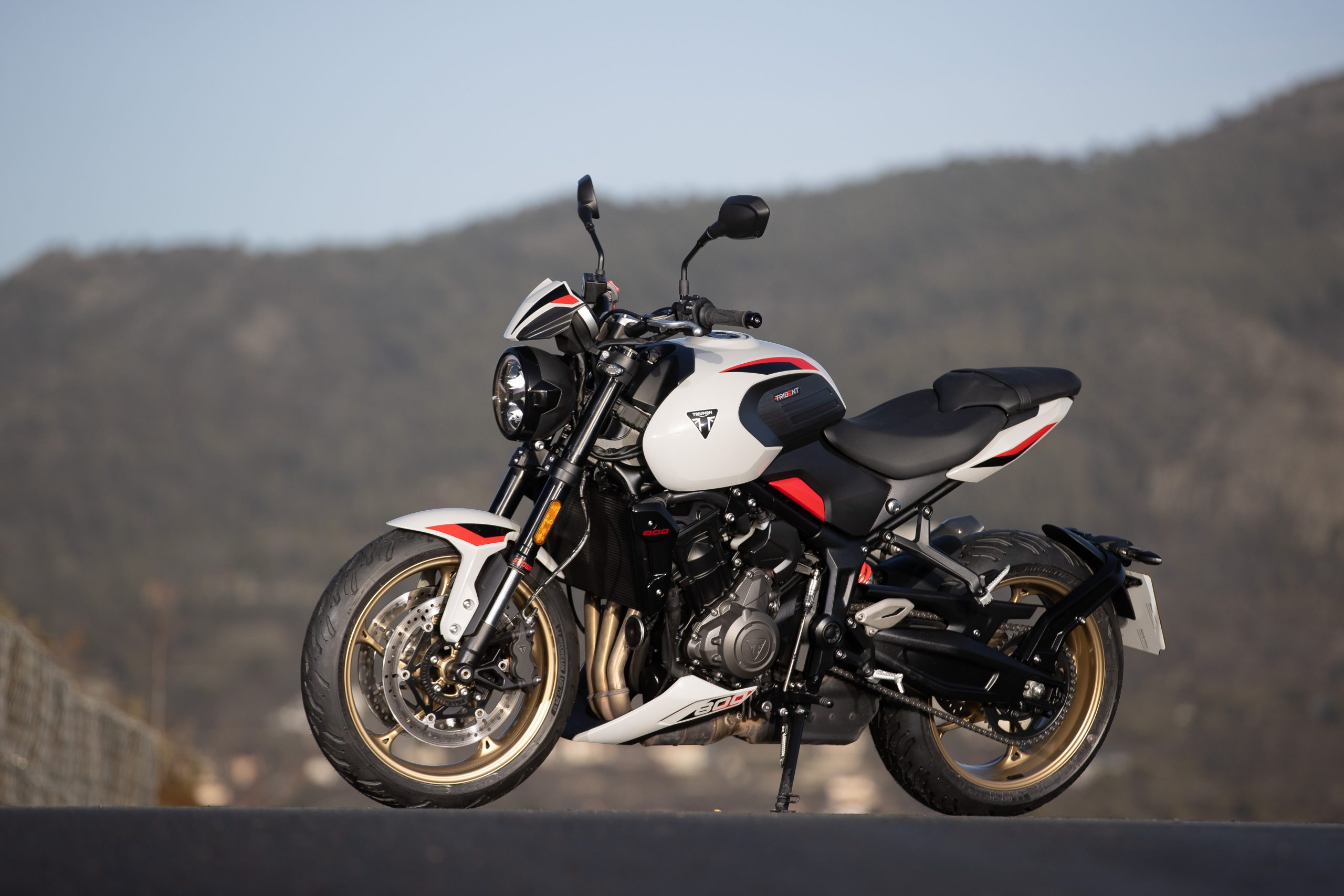 Triumph Trident 800